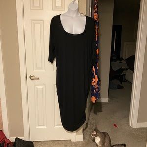 H&M dress with ruched sides. New with tags.